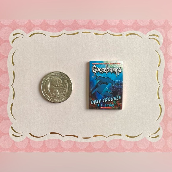 New Mini Brands Book Goosebumps Deep Trouble R L Stine Scholastic - Picture 1 of 2